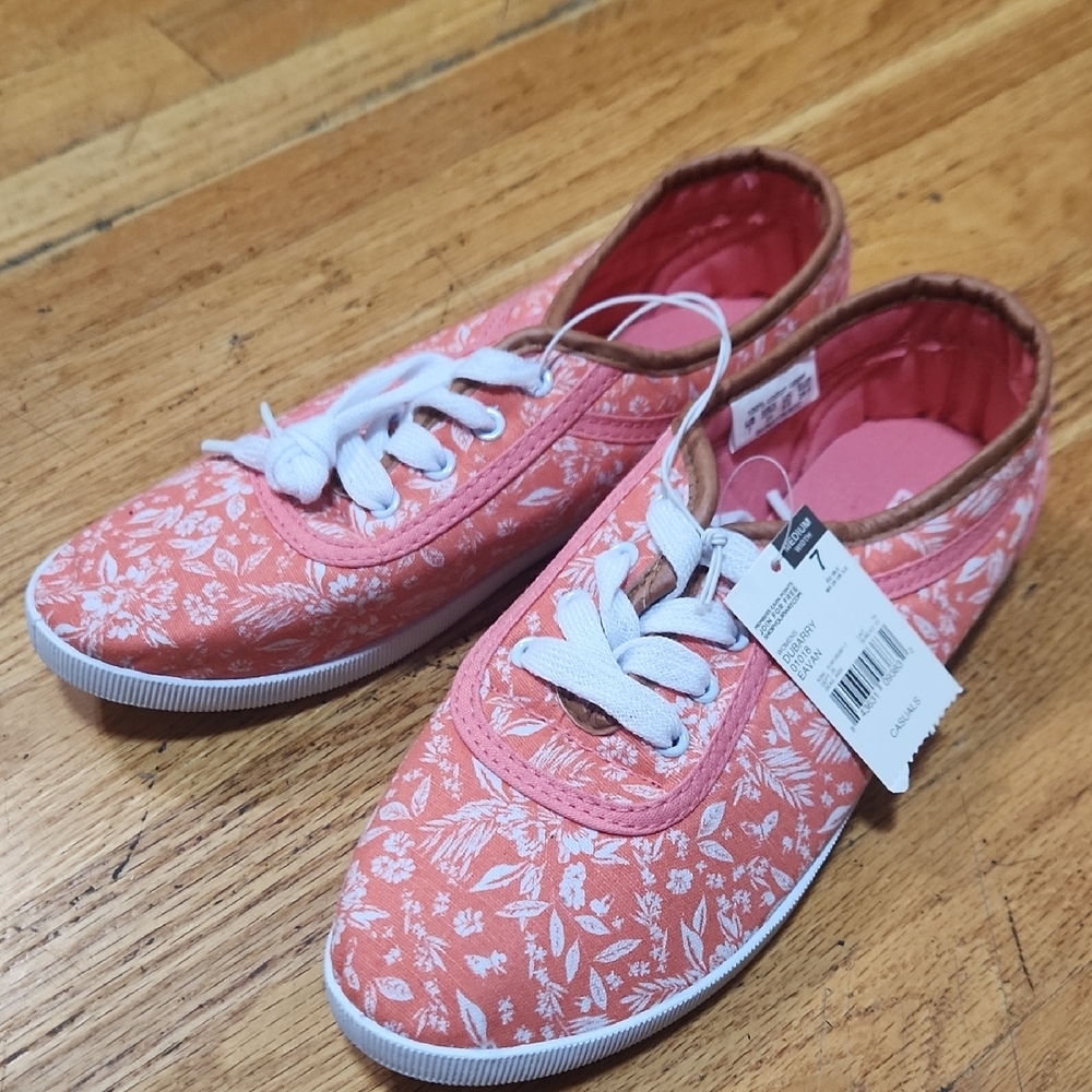 Floral Pink Canvas Sneakers Basic Editions